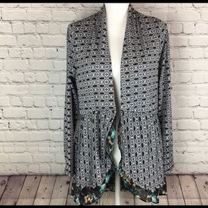 NWOT Beautiful CUPID open front top